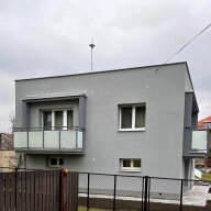 Zateplení fasády RD a pokládka zámkové dlažby